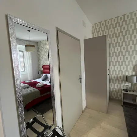 Apartment Arena Póla Szoba fotó