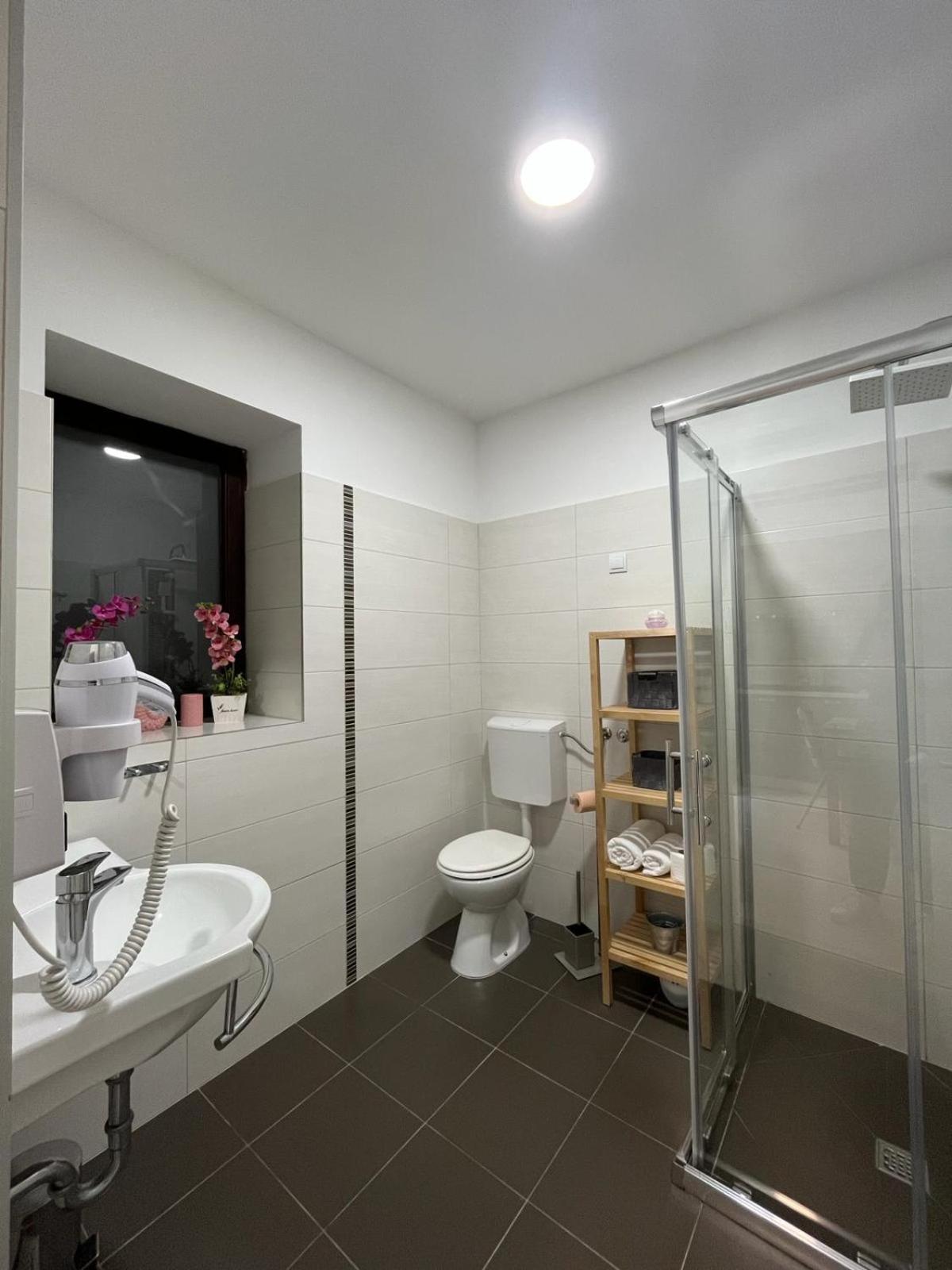 Arena Apartman